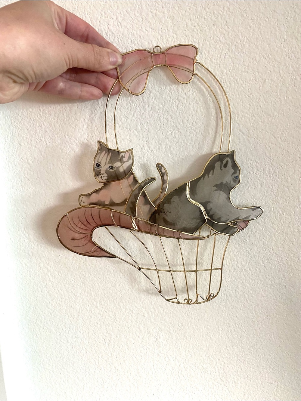 Vintage Cats in Basket Wall Hanging Decor